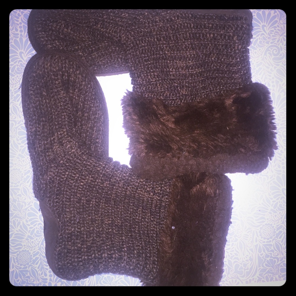 Sweater boot